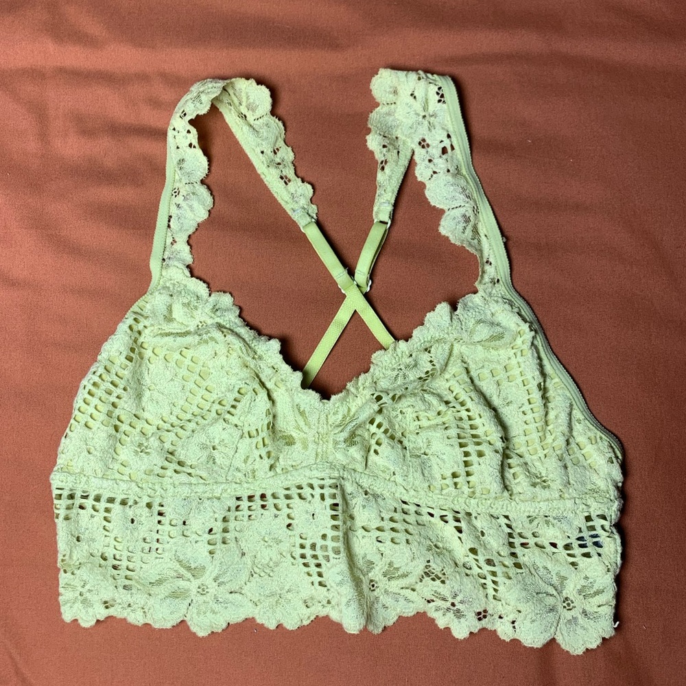 aerie Lace Bralette in Pale Yellow